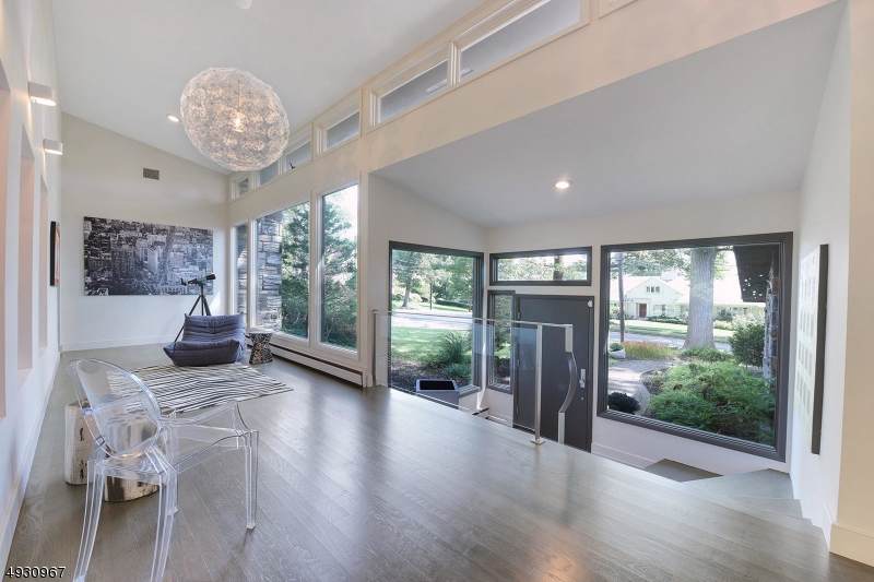 382 Mountain Ave - Photo 1