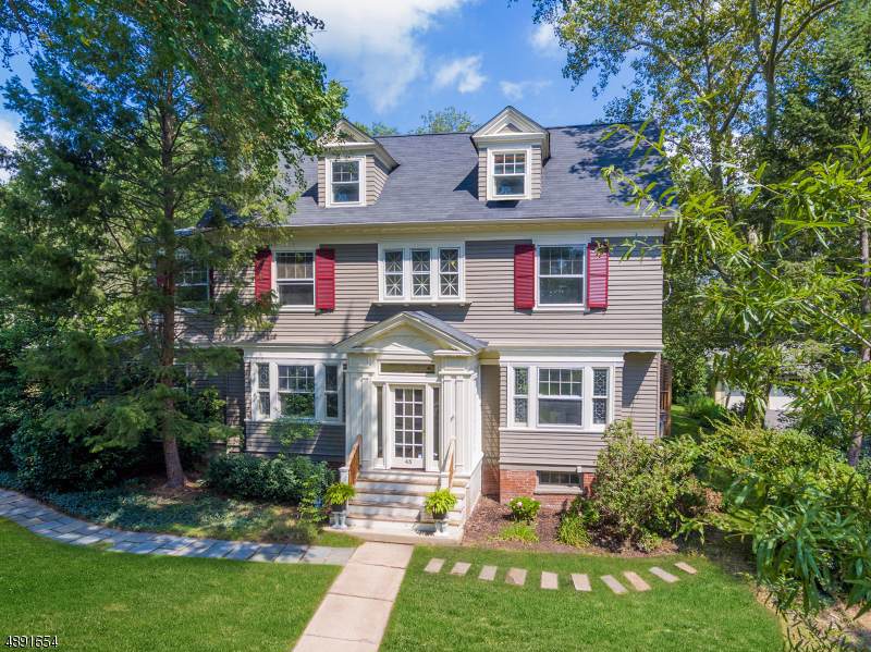 43 Hickory Dr - Photo 1