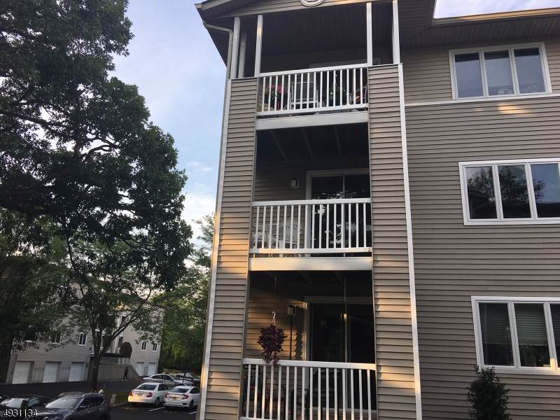 220 Orchard Park - Photo 1