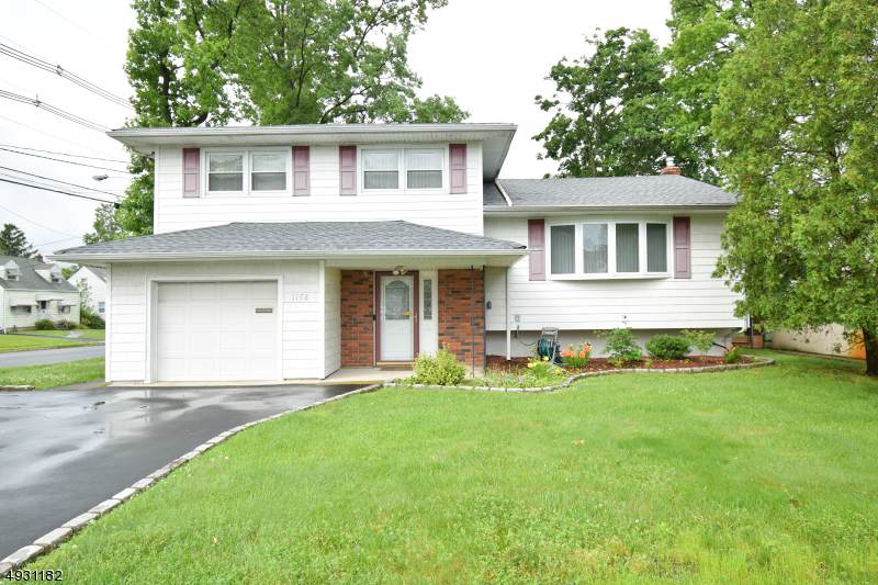 1176 Carlton Ter - Photo 1