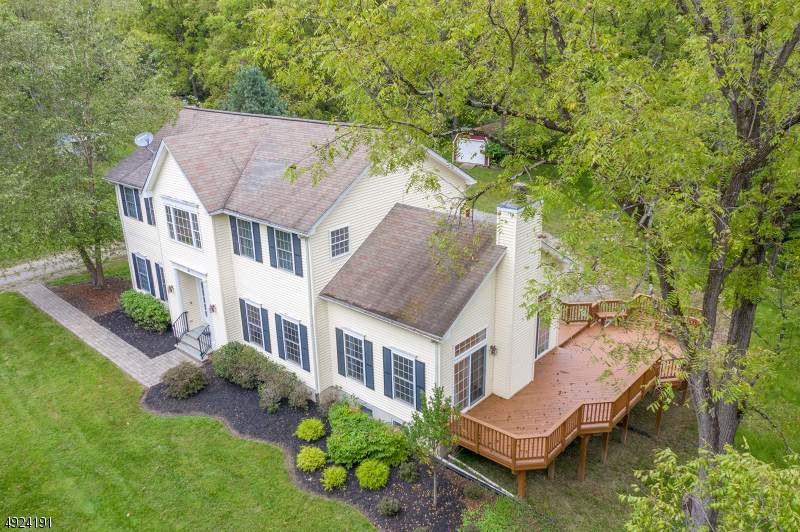 29 Bell Ave - Photo 1