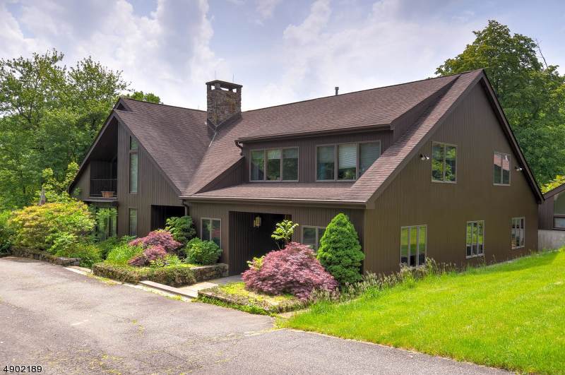 36 Ironia Rd - Photo 1