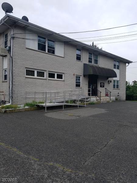 2110 Maple Ave - Photo 1