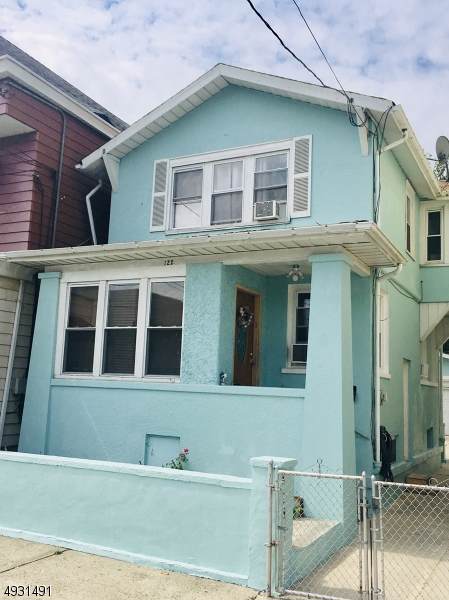 122 E 19Th St - Photo 1