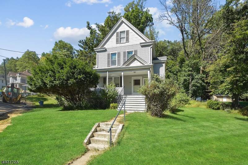 53 Budd St - Photo 1