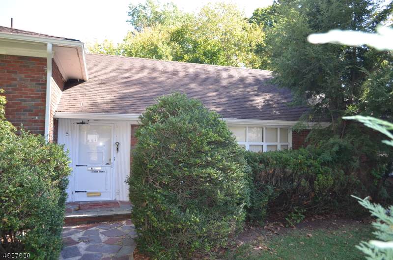 5 Linden Ave - Photo 1