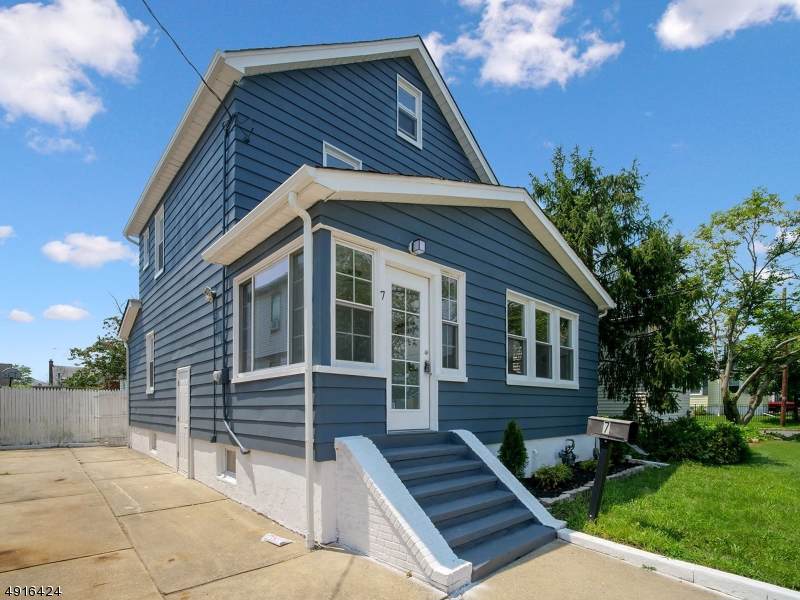 7 Hermann Ave - Photo 1