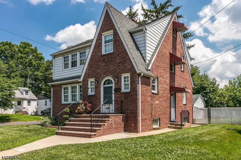 156 E Munsell Ave - Photo 1