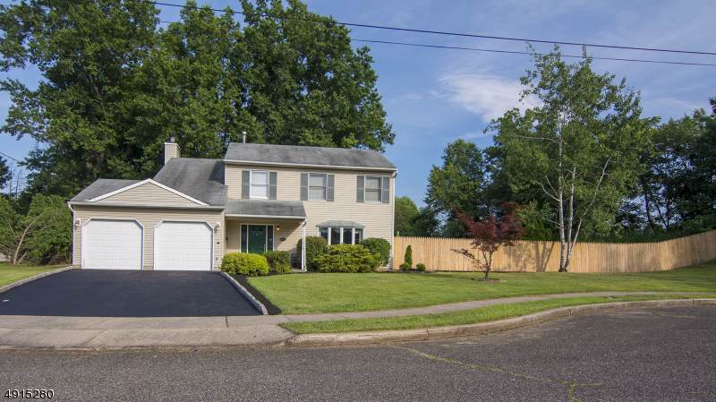 15 Norfolk Rd - Photo 1