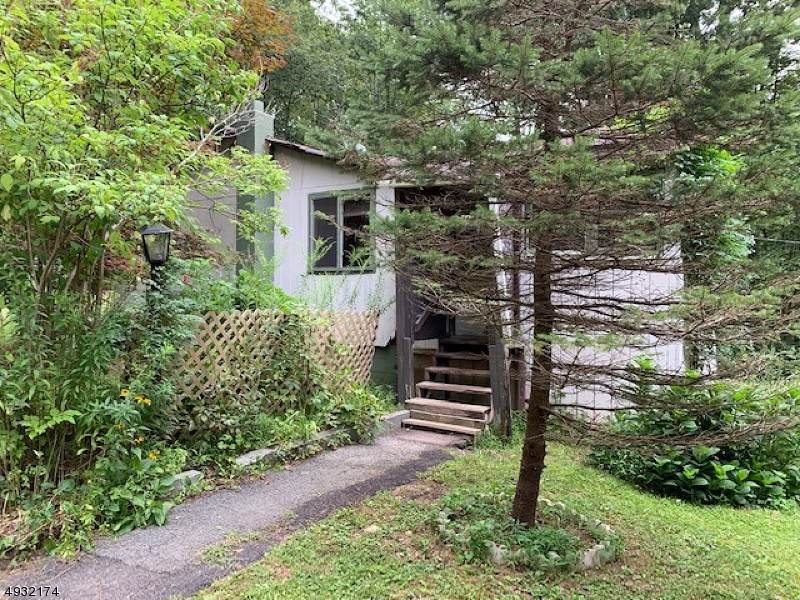 901 Chestnut Path - Photo 1