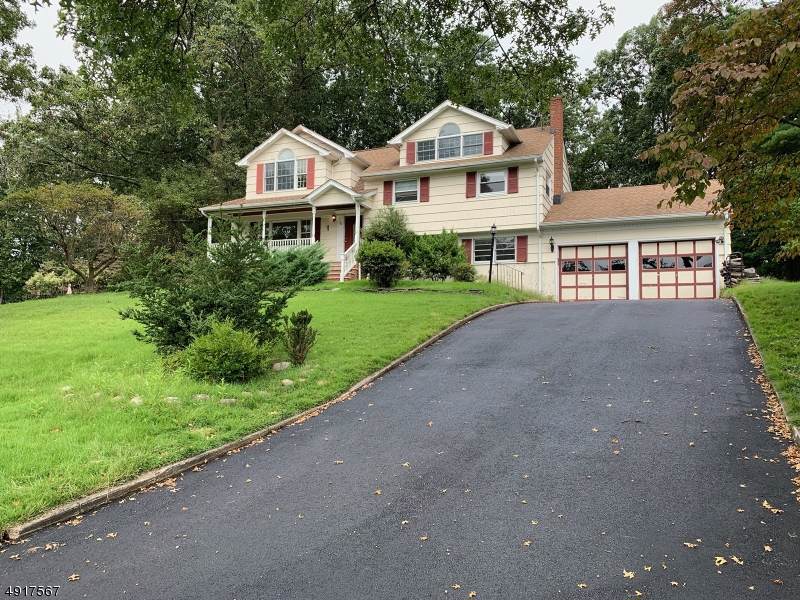 26 Castles Dr - Photo 1
