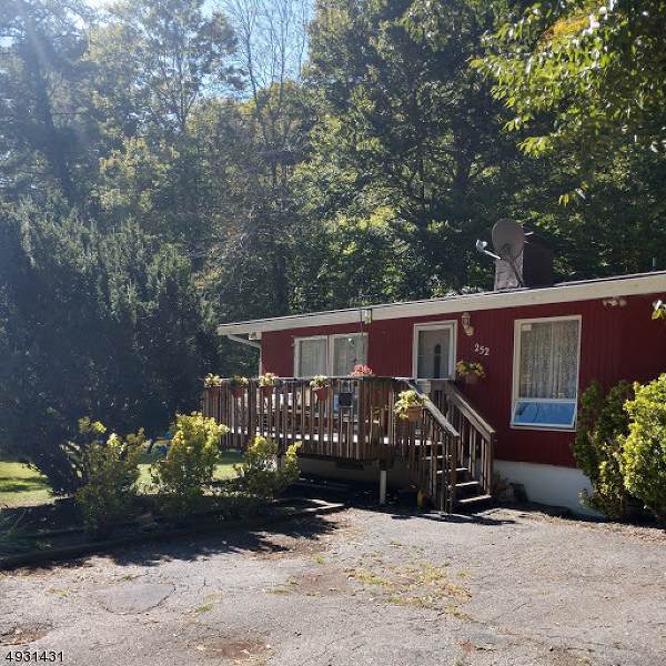 252 Bearfort Rd - Photo 1