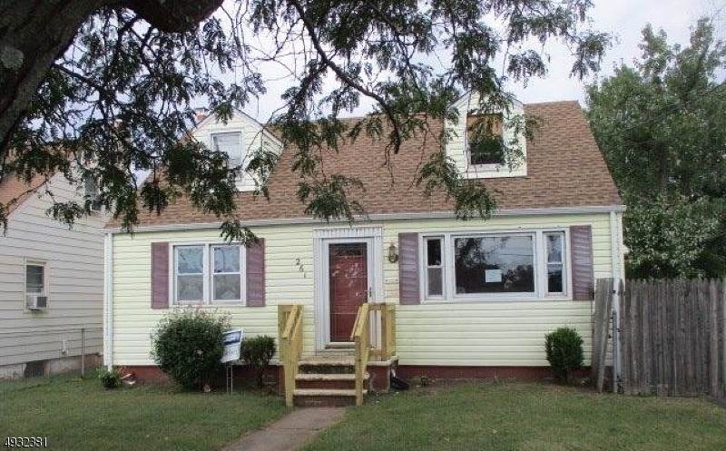 261 Davenport St - Photo 1