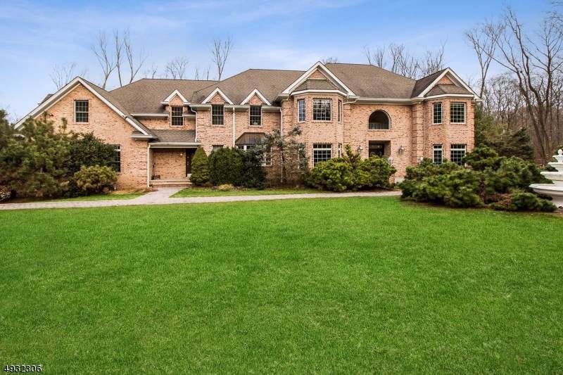 4 Pineview Ln - Photo 1