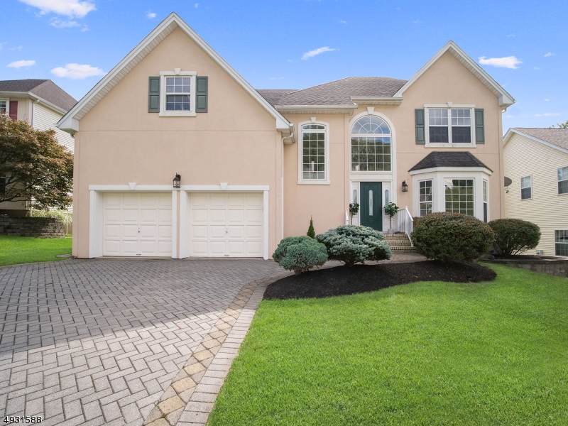 13 Wingate Way - Photo 1