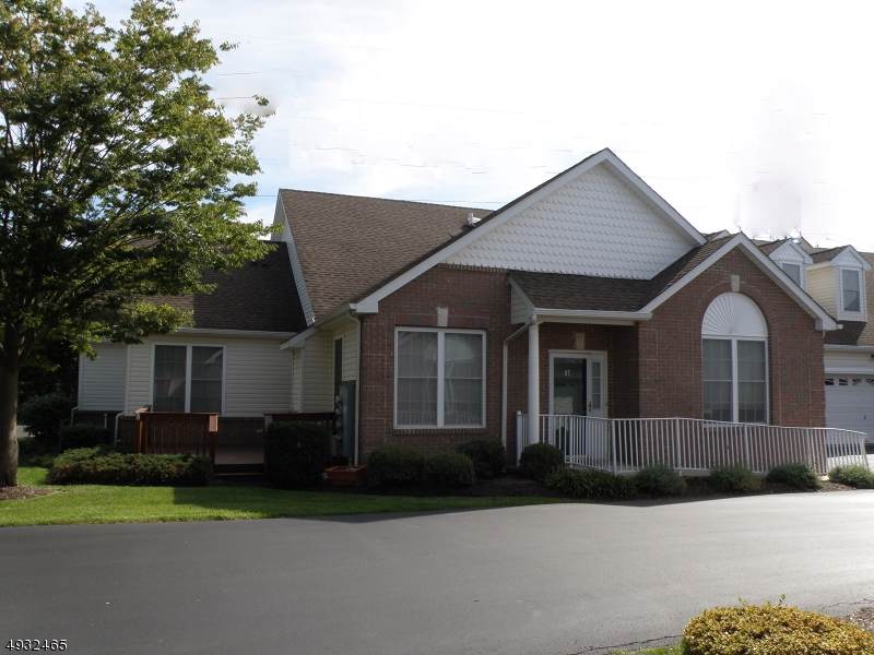97 David Dr - Photo 1