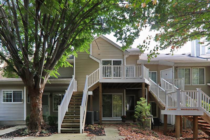 4 Stevens Ct - Photo 1