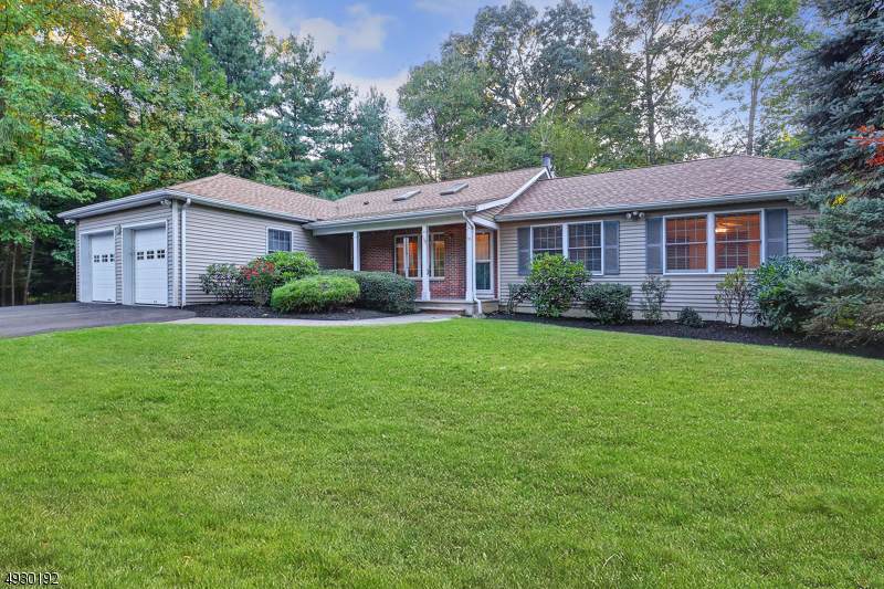 59 Morning Glory Rd - Photo 1