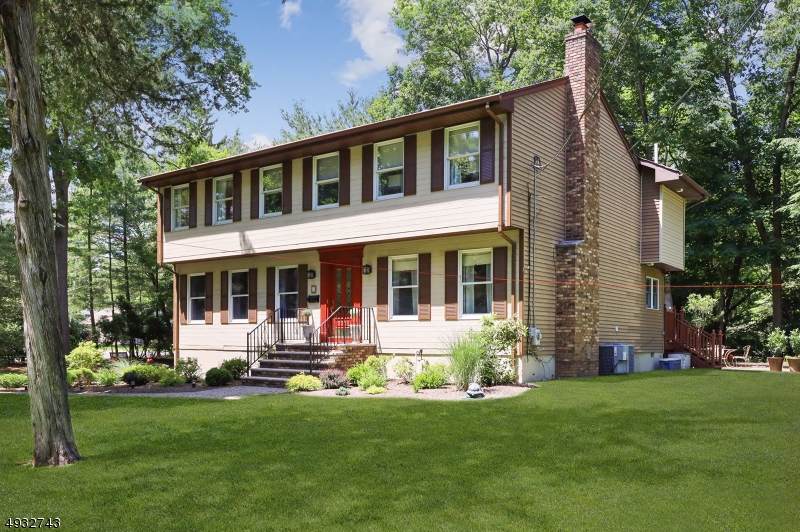 3 Betty Ct - Photo 1