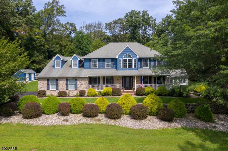 13 Kensington Ct - Photo 1