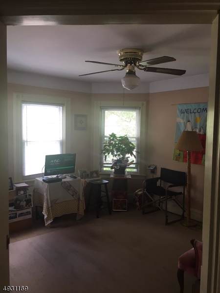 625 W South Ave - Photo 1