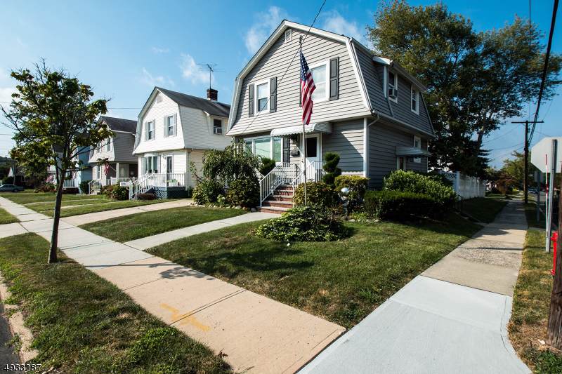 334 S Main St - Photo 1