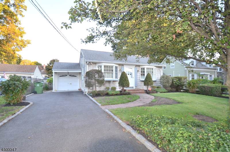 135 Rosewood Ter - Photo 1