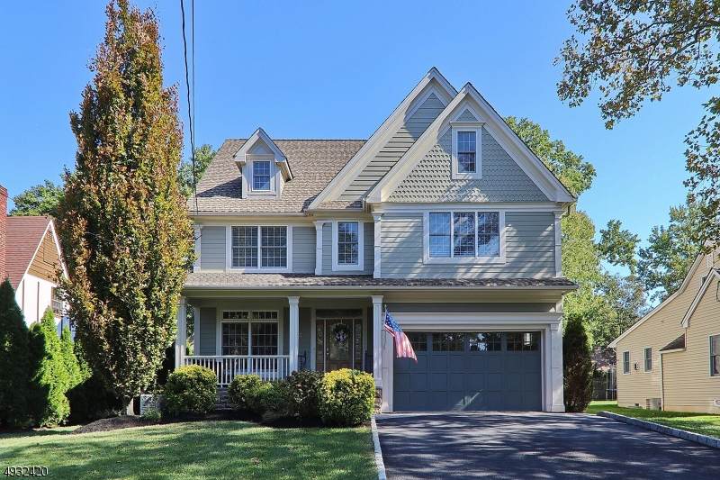 113 Tudor Oval - Photo 1