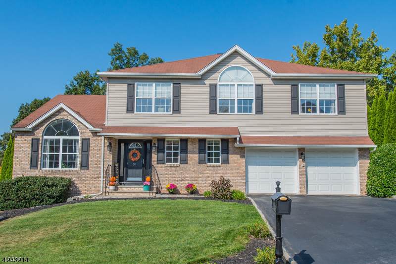 33 Elinora Dr - Photo 1