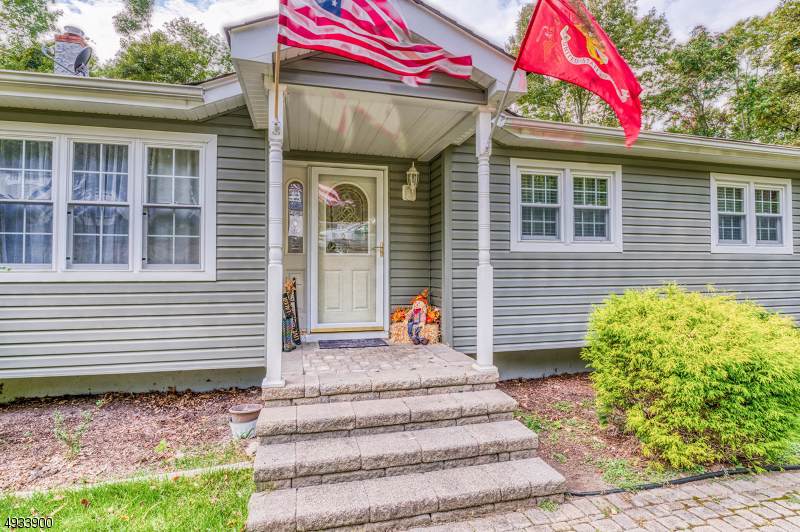 19 Hemlock Dr - Photo 1