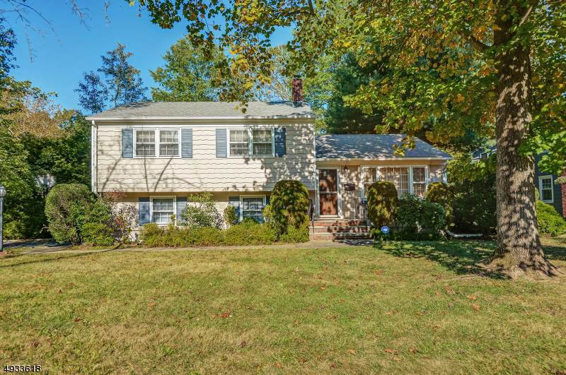 76 Magnolia Dr - Photo 1