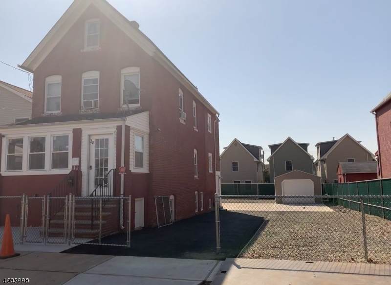 28 Union St - Photo 1
