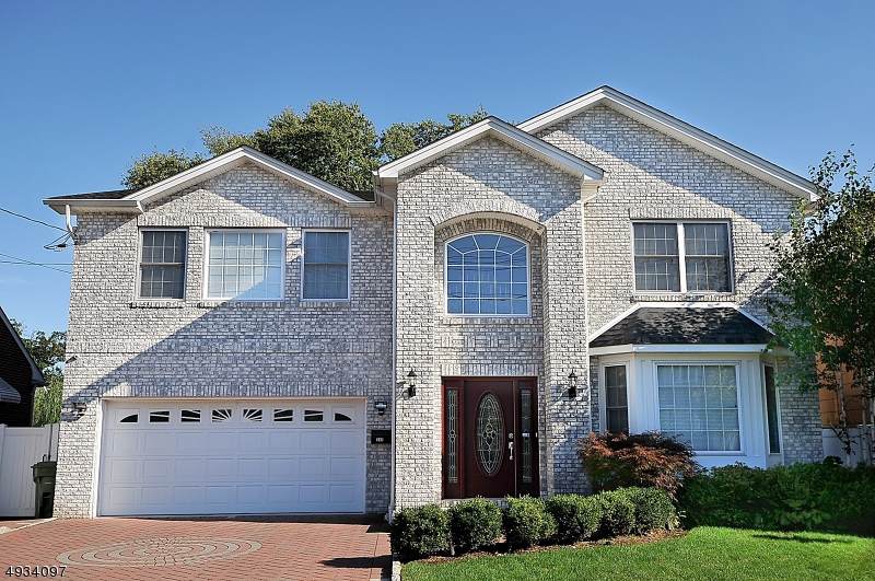 312 Hussa St - Photo 1