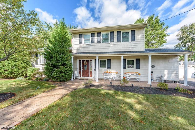 64 Dorset Dr - Photo 1