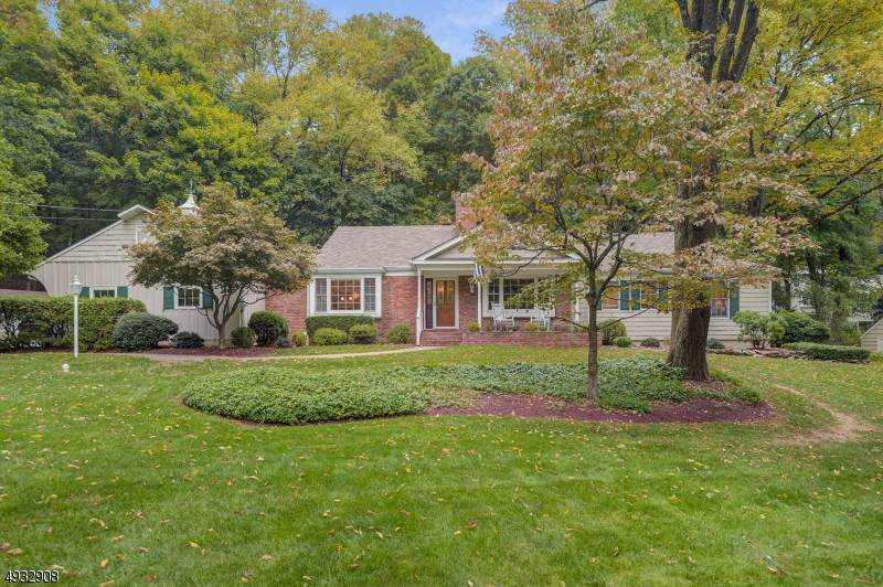 151 Mendham Rd - Photo 1