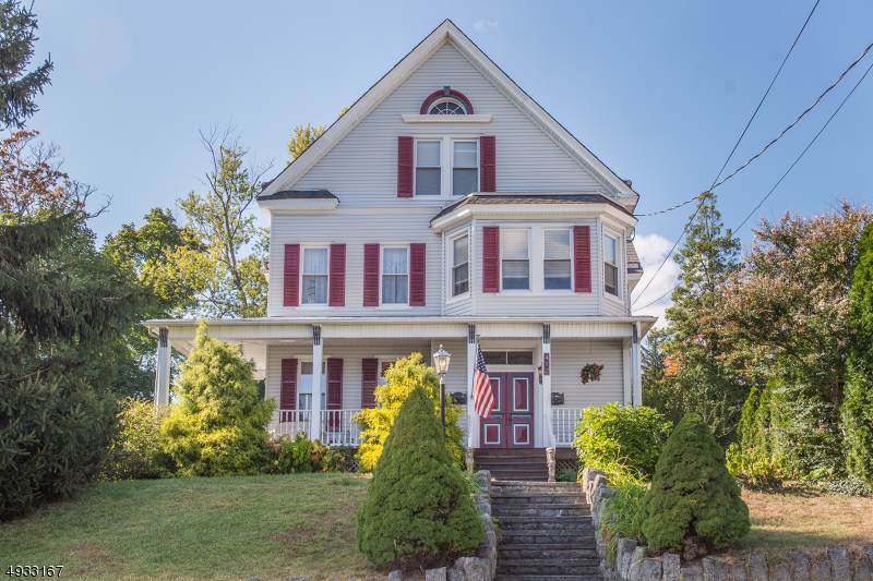 412 William St - Photo 1