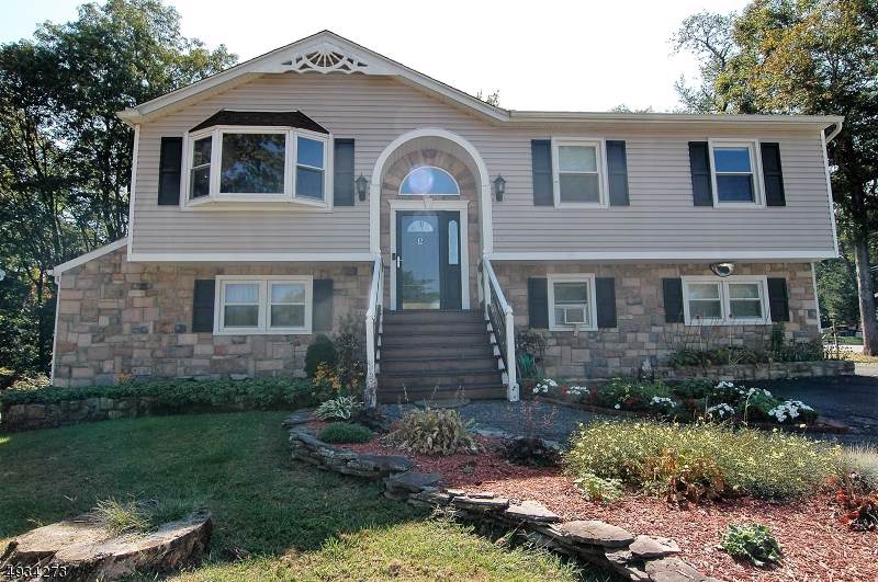 12 Flora Ave - Photo 1