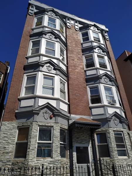 96 Eaton Pl - Photo 1