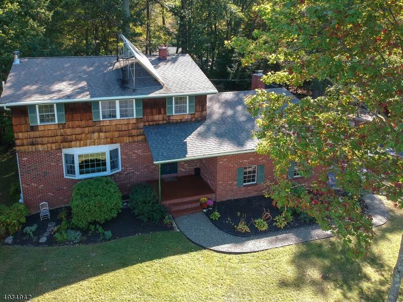 4 Apollo Dr - Photo 1