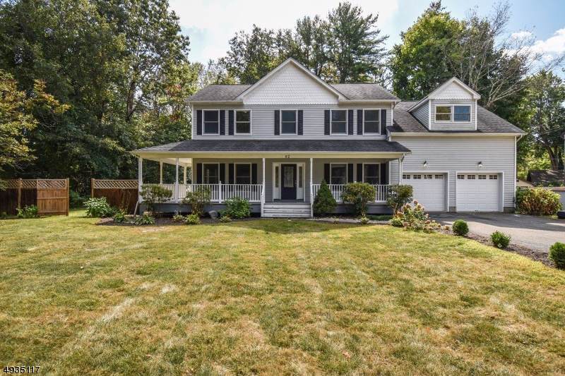 82 Lake Dr - Photo 1
