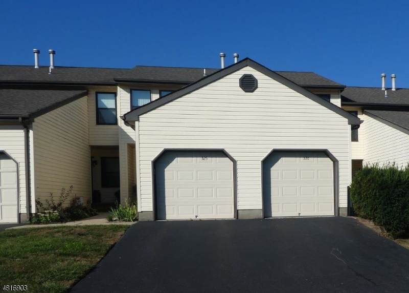 326 Larch Court - Photo 1