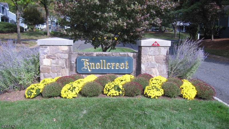 23 Lockhaven Ct - Photo 1