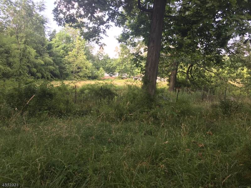 8 Mobus Ln - Photo 1