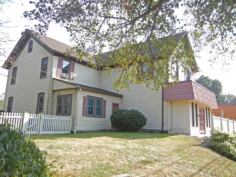 136 Main St - Photo 1