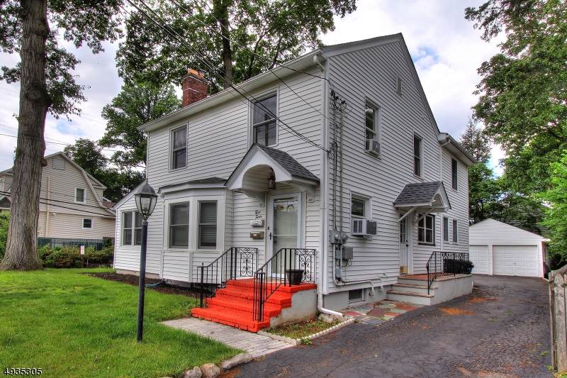 340 Mountain Ave - Photo 1