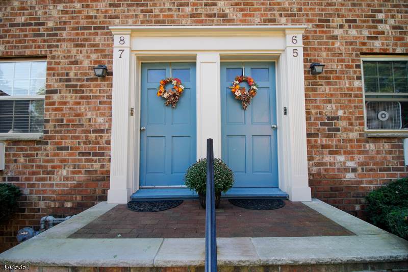 19 Savage Rd E 6 - Photo 1