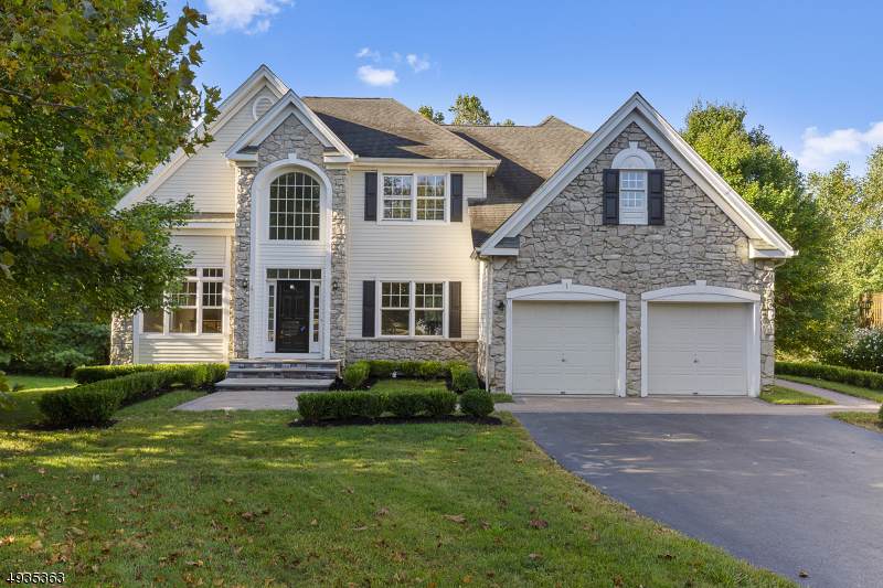 1 Harbor Town Ct - Photo 1