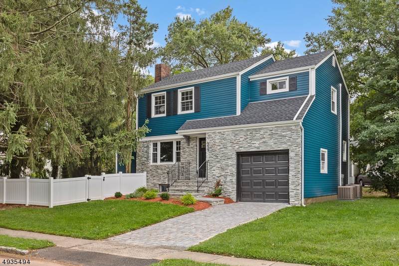 659 Hillcrest Ave - Photo 1