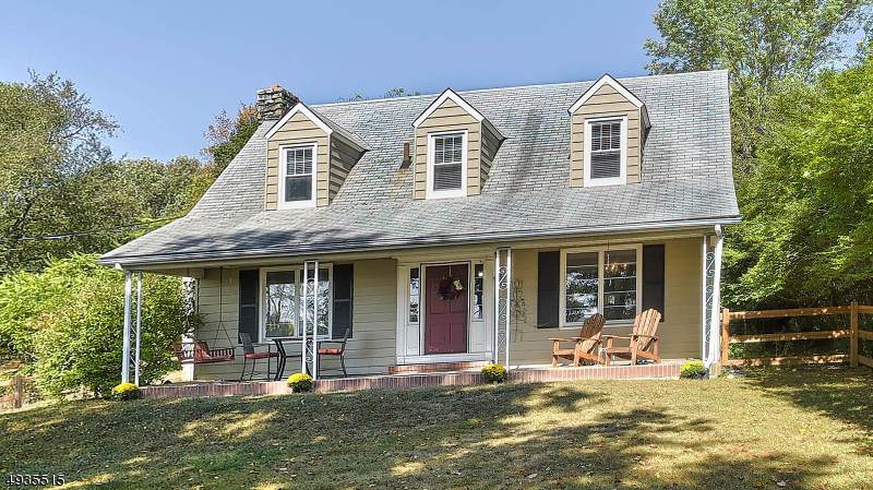 100 Newton Ave - Photo 1