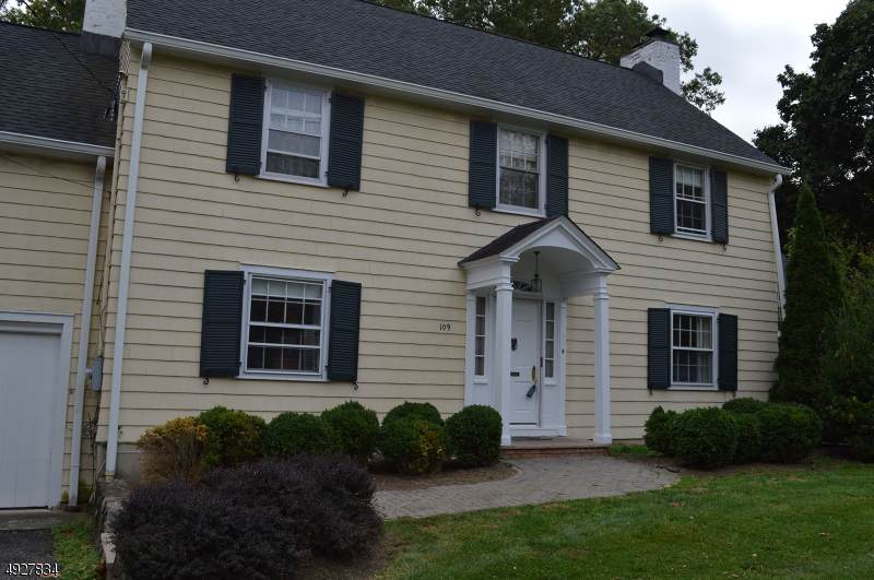 109 Fairmount Avenue - Photo 1